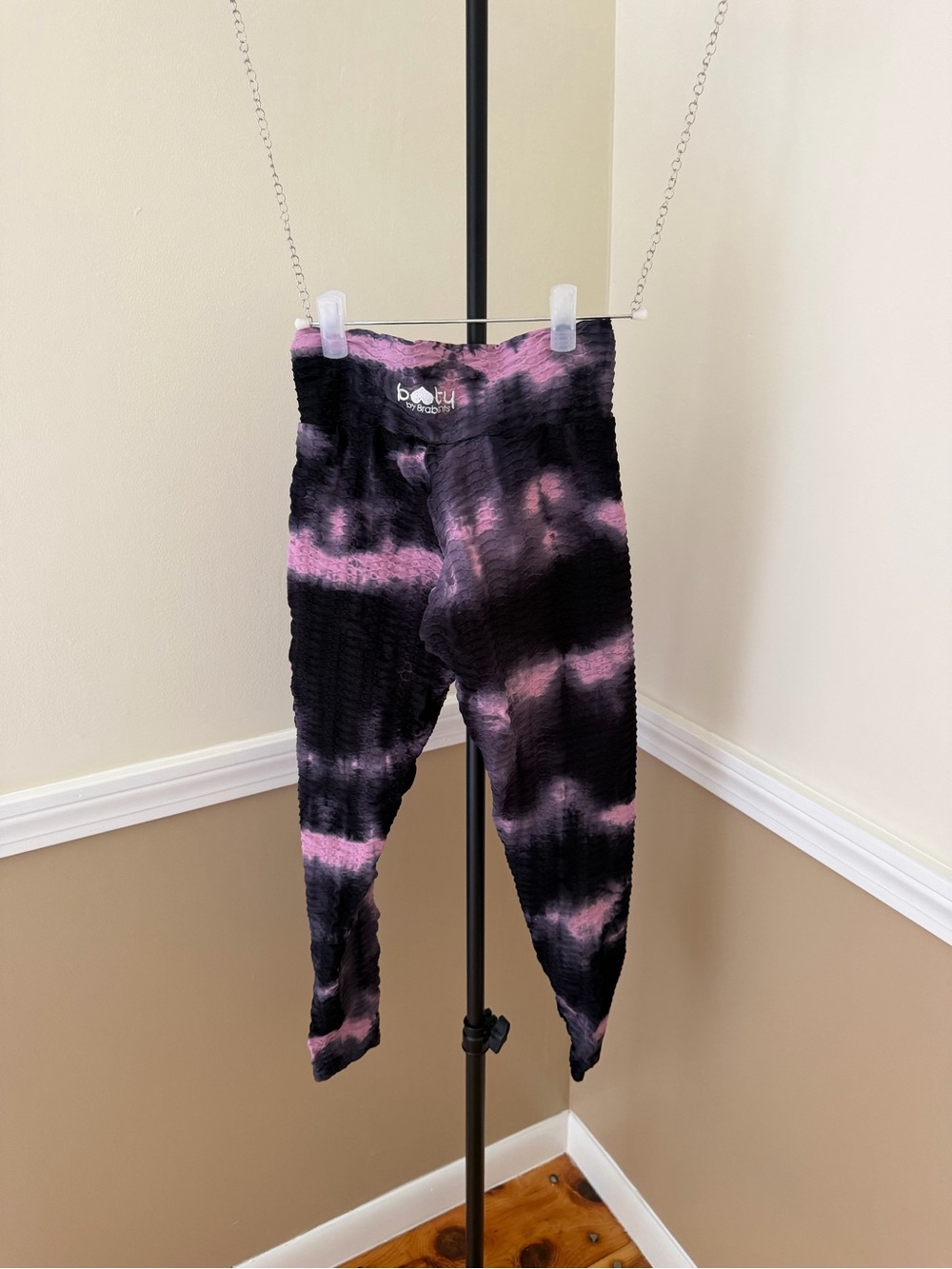 Booty By Brabants Tie-Dye Black & Pink Stretch Leggings Original Tie Dye - Picture 3 of 4